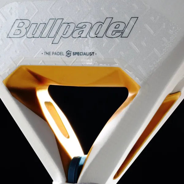 Ракетка для падела BULLPADEL Pearl 26, 493804, для профессионалов, карбон, бело-серый за 35&nbsp;929.50 ₽ в Мурманске